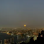 Hermoso Duplex En Cerro Alegre Con Vista Al Mar Y Cerros