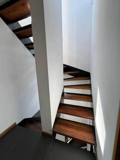 Hermoso Duplex En Cerro Alegre Con Vista Al Mar Y Cerros * Valparaíso