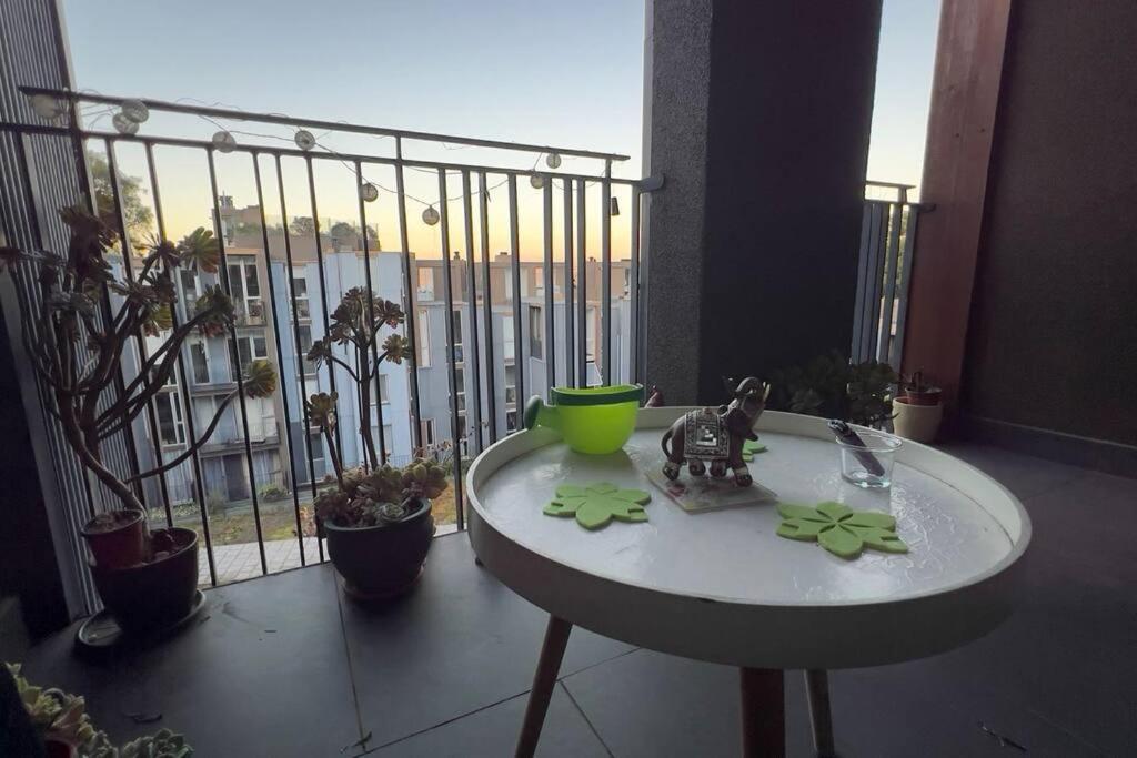 Hermoso Duplex En Cerro Alegre Con Vista Al Mar Y Cerros Appartamento Valparaíso